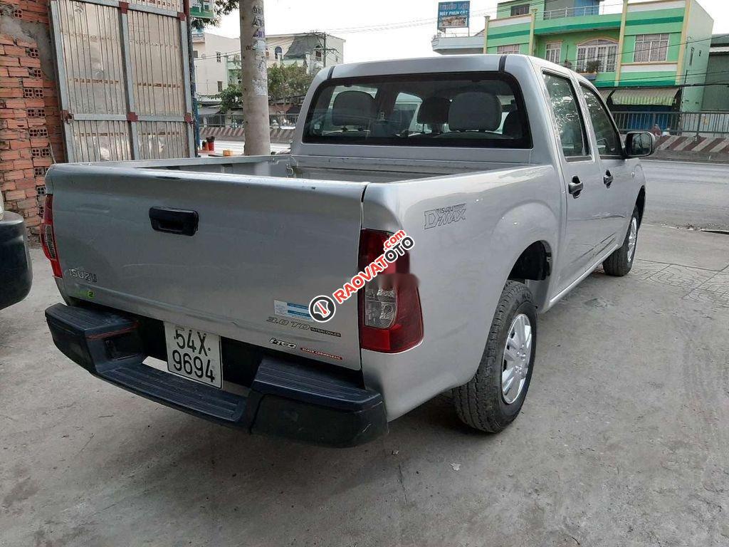 Cần bán xe Isuzu Dmax năm 2007, màu bạc-3