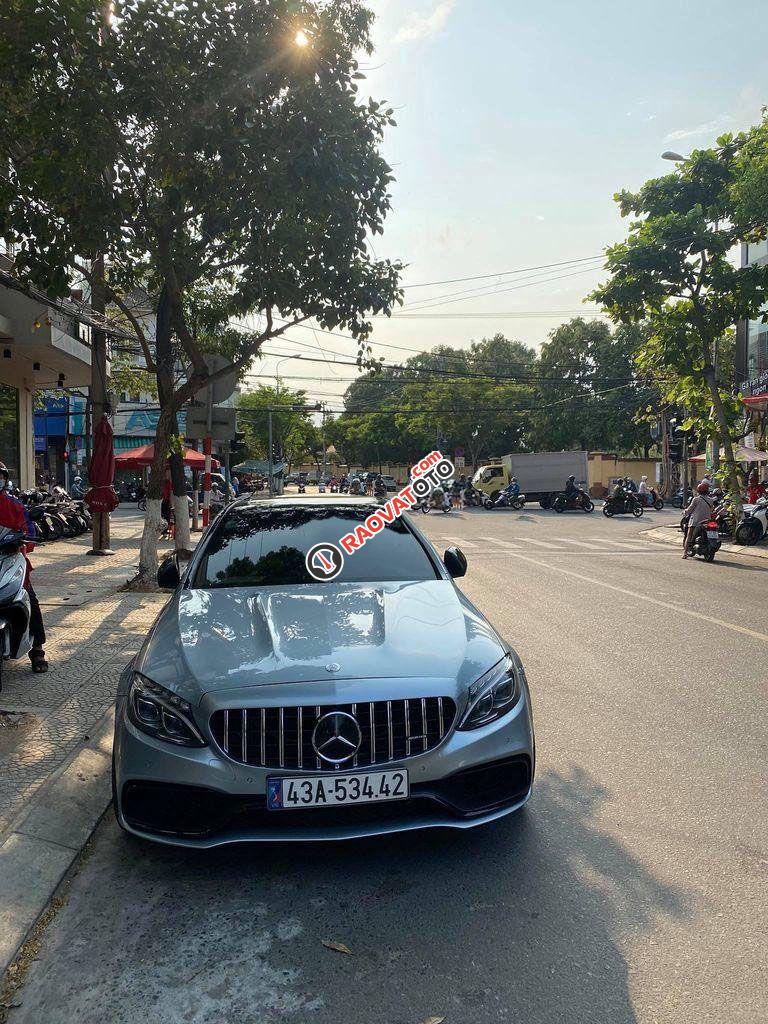 Cần bán Mercedes sản xuất 2014, màu bạc-3