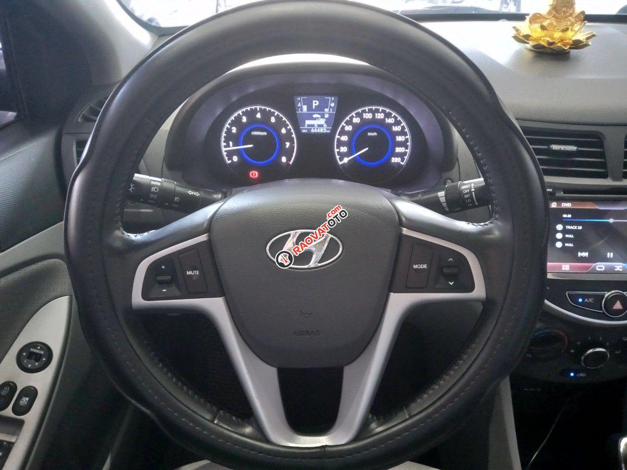 Bán gấp Hyundai Accent 1.4AT năm sản xuất 2013, màu đen, nhập khẩu-9