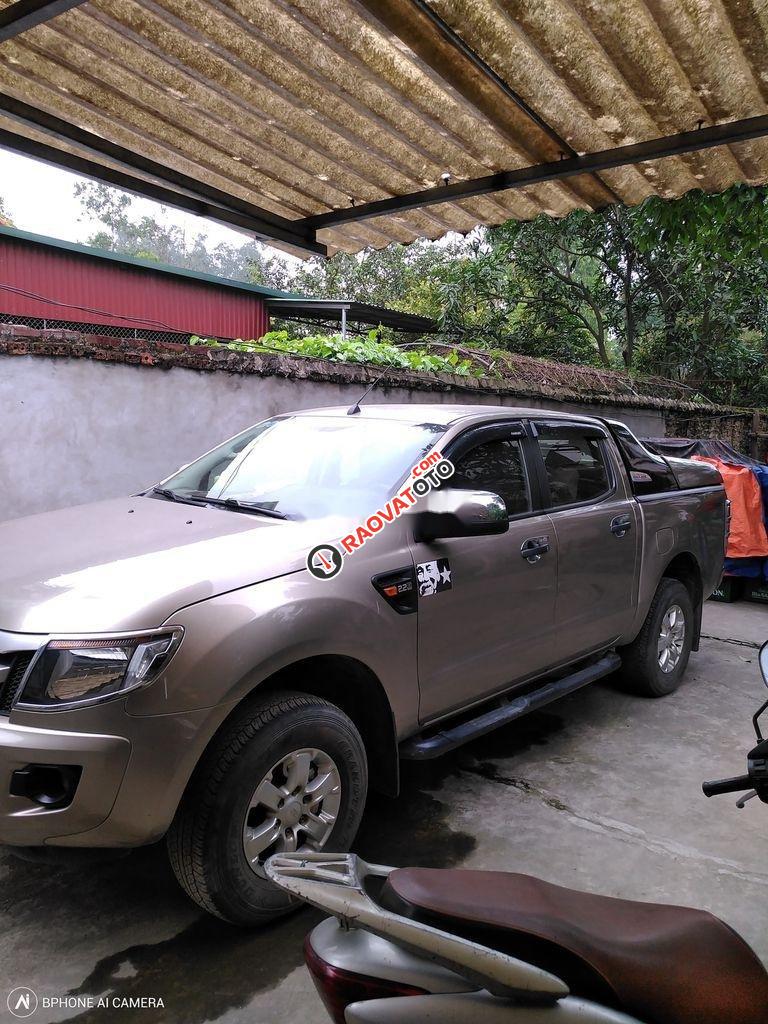 Cần bán gấp Ford Ranger XLS MT năm 2014, xe nhập-0