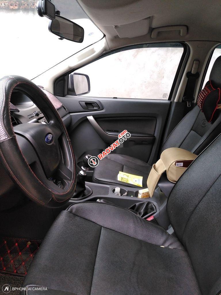 Cần bán gấp Ford Ranger XLS MT năm 2014, xe nhập-3