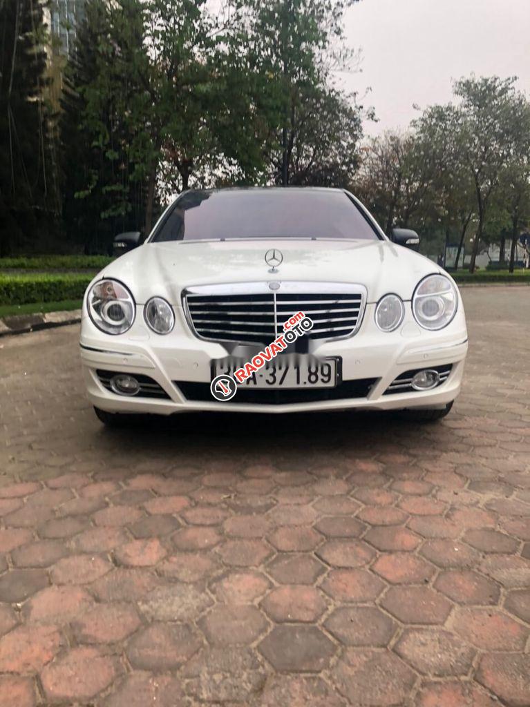 Cần bán xe Mercedes E500 AMG năm sản xuất 2004, màu trắng, xe nhập, 300tr-5