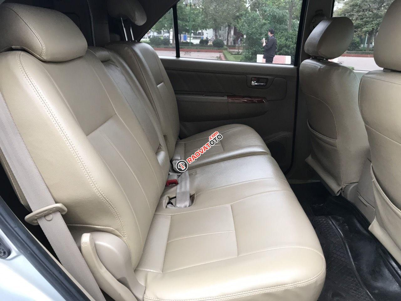 Many Car cần bán lại Toyota Fortuner 2.7V năm 2009, màu bạc-7