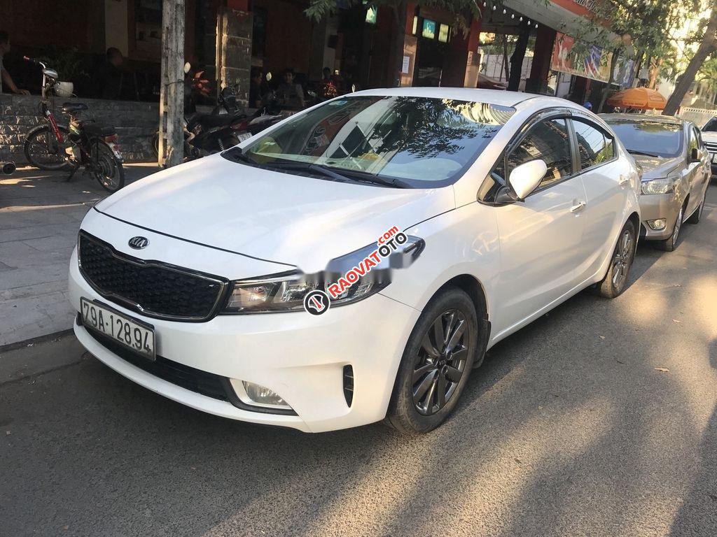 Bán Kia Cerato MT 2016, màu trắng xe gia đình, giá 410tr-2