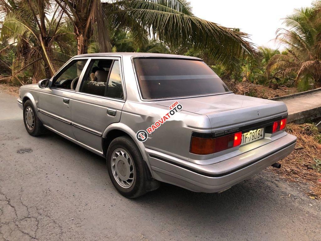 Bán xe Nissan Bluebird đời 1990, xe nhập, giá chỉ 39 triệu-0