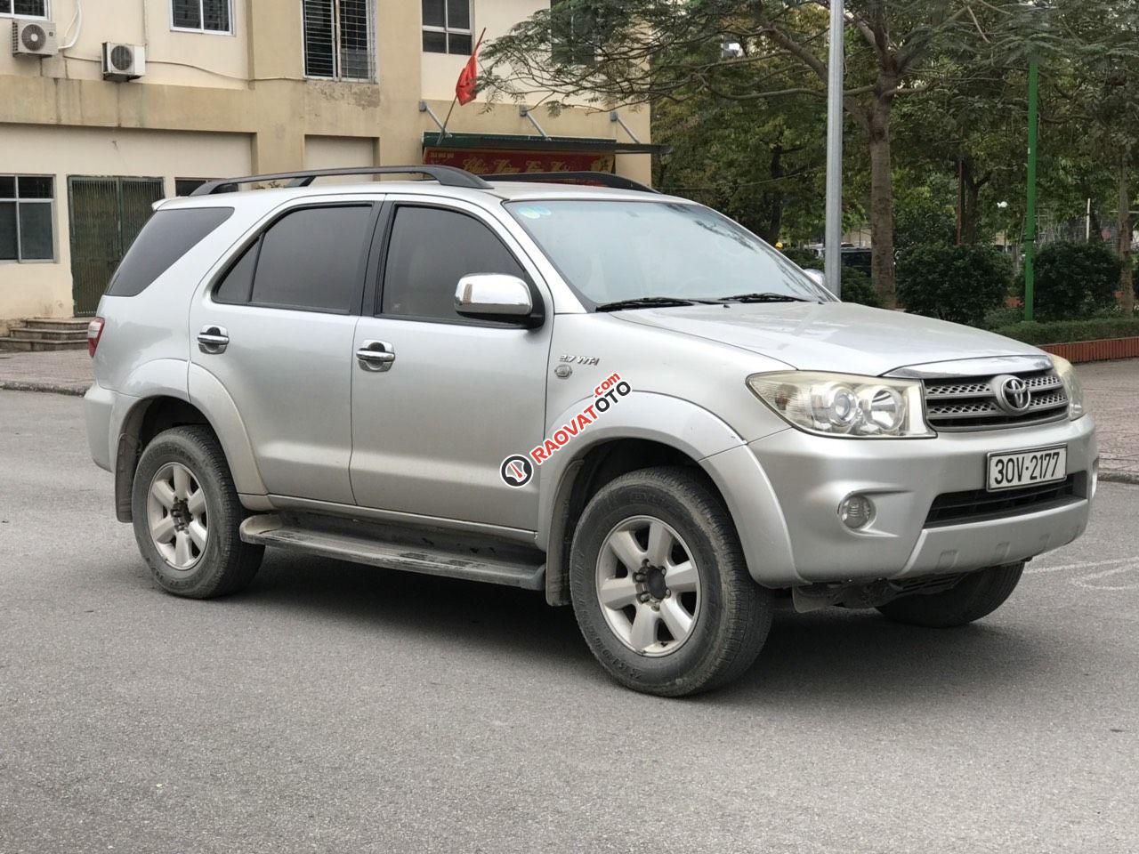 Many Car cần bán lại Toyota Fortuner 2.7V năm 2009, màu bạc-1