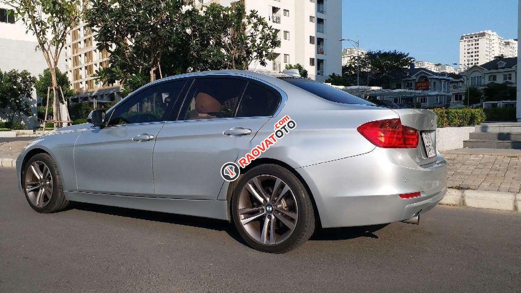 Cần bán lại xe BMW 3 Series 320i 2014, màu bạc, nhập khẩu chính chủ-7