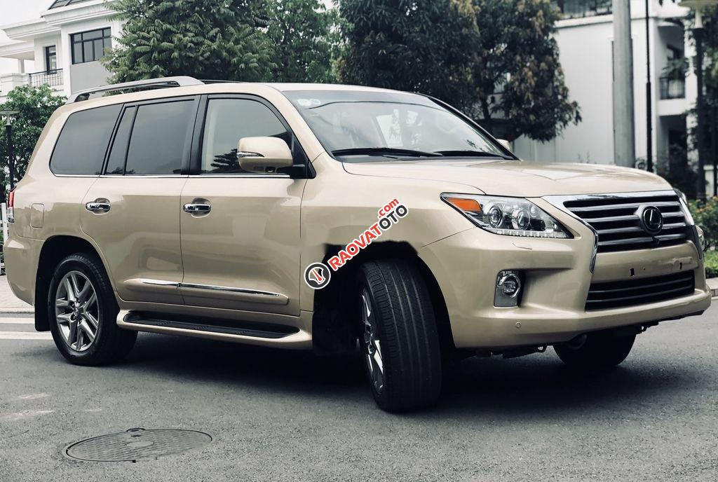 Cần bán xe Lexus LX 570 đời 2010, nhập khẩu nguyên chiếc-4