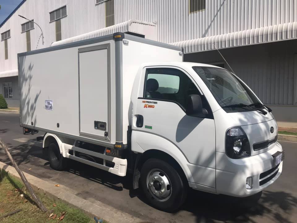 Bán xe tải KIA 2.49 tấn thùng bảo ôn, đời 2020 giá tốt tại Bà Rịa - Vũng Tàu-0