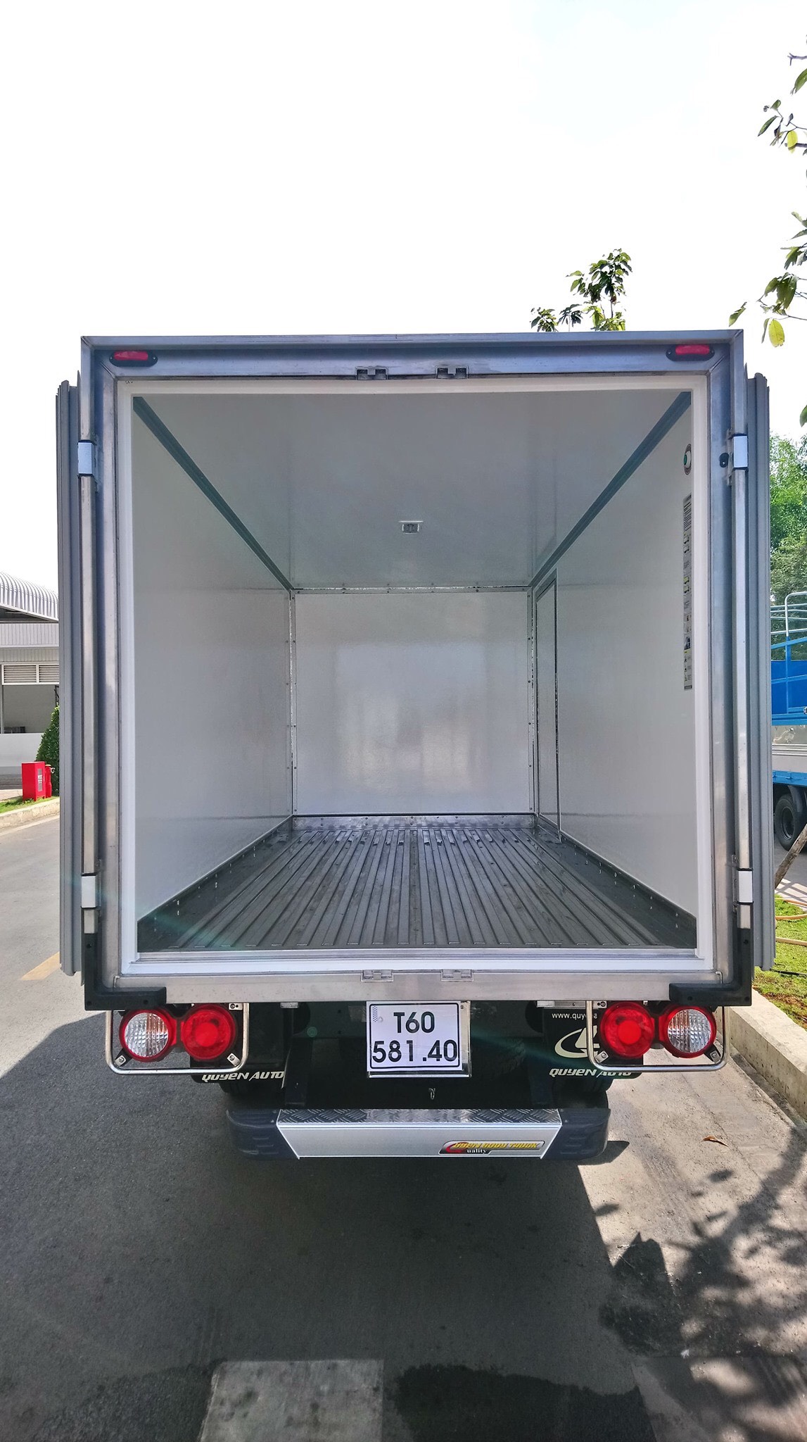 Bán xe tải KIA 2.49 tấn thùng bảo ôn, đời 2020 giá tốt tại Bà Rịa - Vũng Tàu-4
