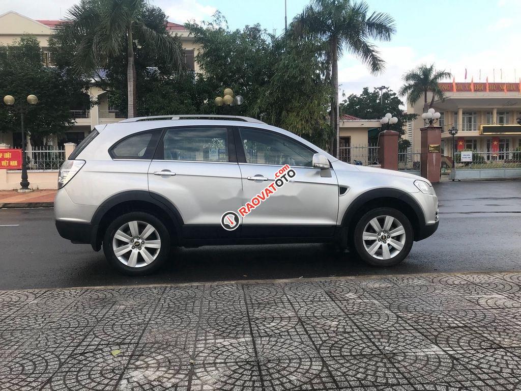 Bán Chevrolet Captiva Maxx LTZ đời 2010, màu bạc số tự động, 275 triệu-1