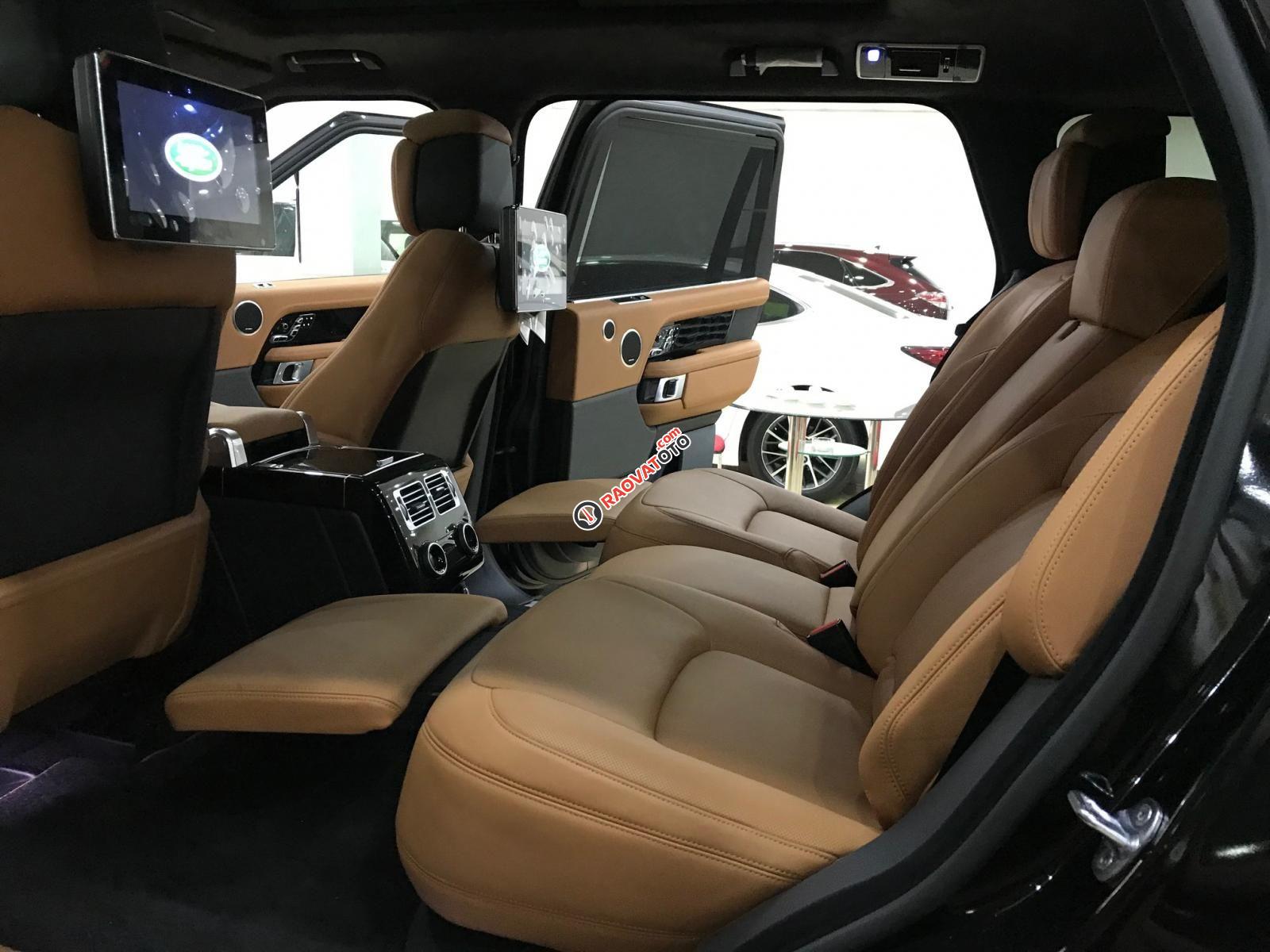 Bán lại chiếc LandRover Range Rover Autobiography LWB P400E, sản xuất 2019, màu đen, xe nhập-11