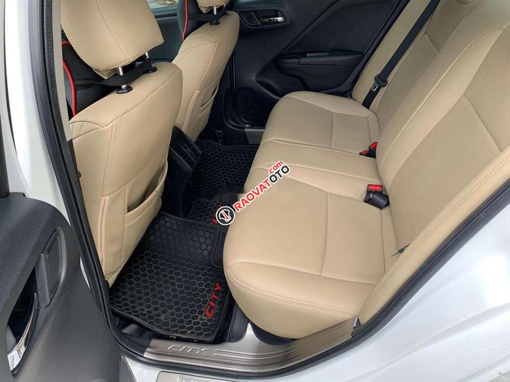 Bán Honda City CVT sản xuất 2016, màu trắng, giá 486tr-8