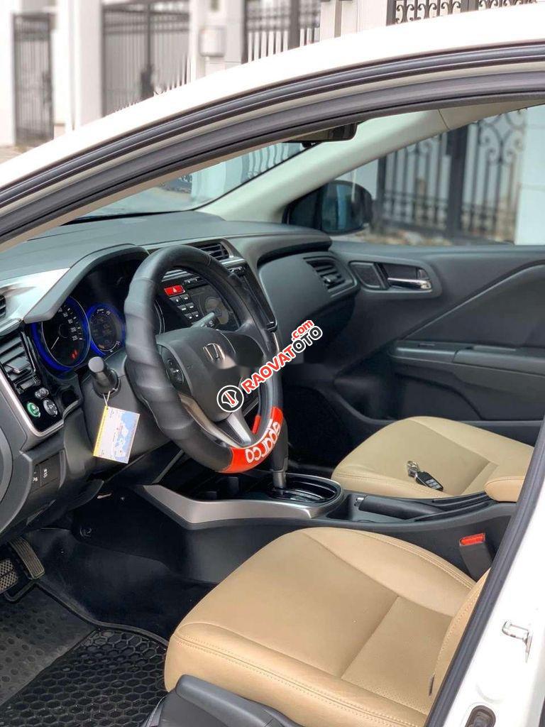 Bán Honda City CVT sản xuất 2016, màu trắng, giá 486tr-6