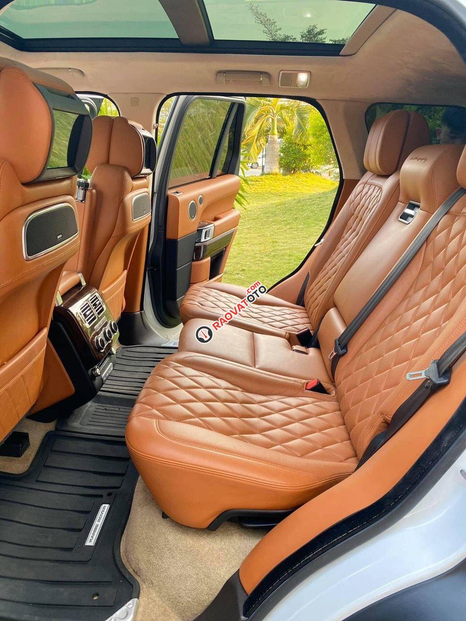 Bán xe giá thấp LandRover Range Rover Autobiography HSE 3.0, sản xuất 2015-9