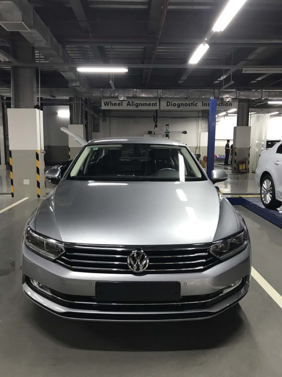 Bán ô tô Volkswagen Pasat Bluemotion sang trọng, nhập khẩu đức, khuyến mãi cực lớn-0