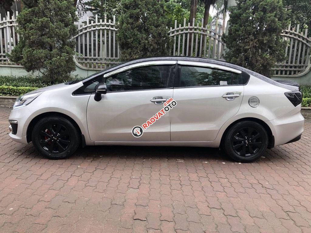 Bán ô tô Kia Rio đời 2018, màu bạc, nhập khẩu nguyên chiếc chính chủ-5