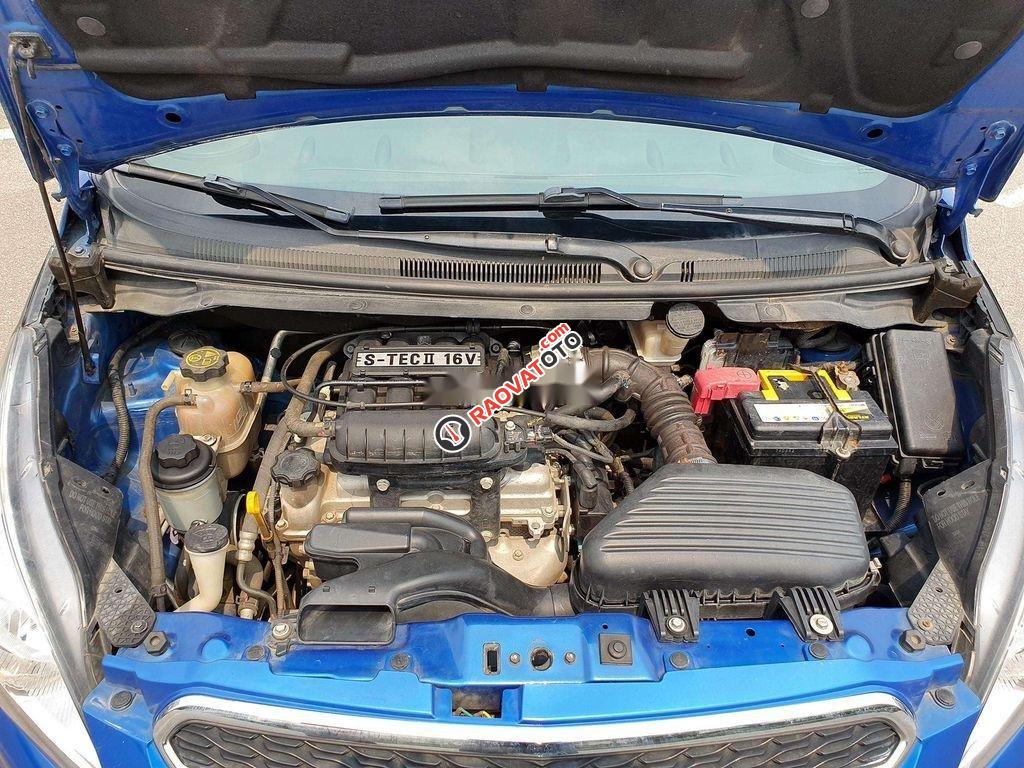 Cần bán Chevrolet Spark 2016, màu xanh lam, chính chủ-6