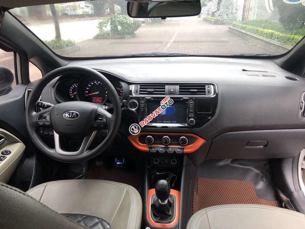 Bán ô tô Kia Rio đời 2018, màu bạc, nhập khẩu nguyên chiếc chính chủ-1