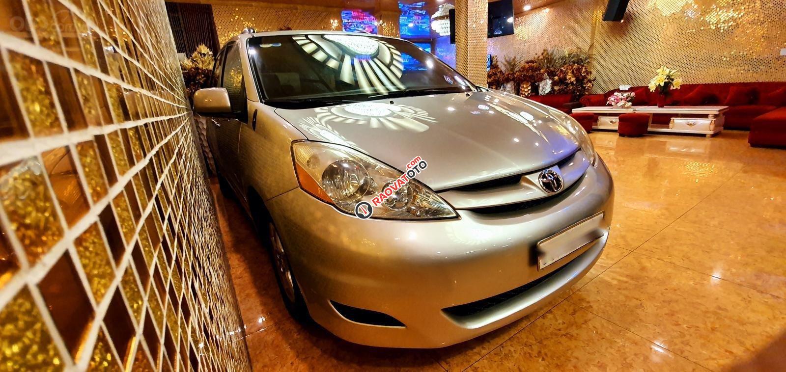 Bán Toyota Sienna LE 2008, xe nhập còn mới, giá cạnh tranh nhất-4
