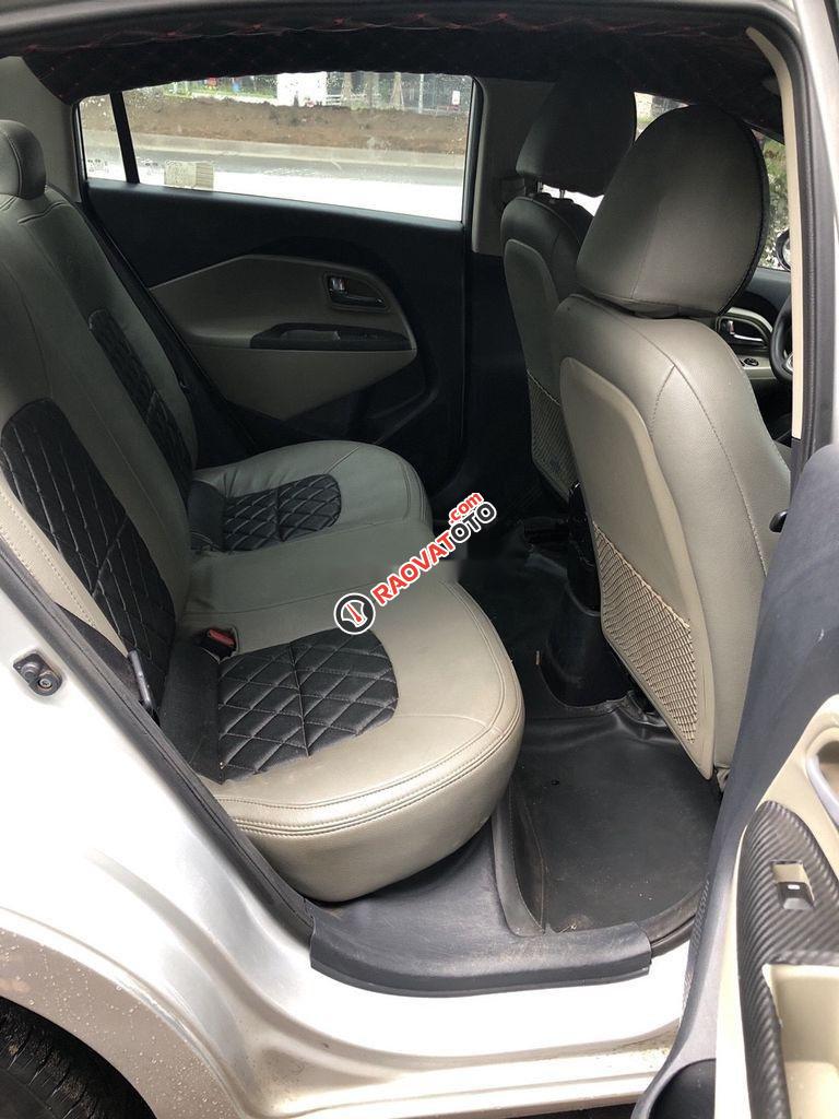 Bán ô tô Kia Rio đời 2018, màu bạc, nhập khẩu nguyên chiếc chính chủ-0