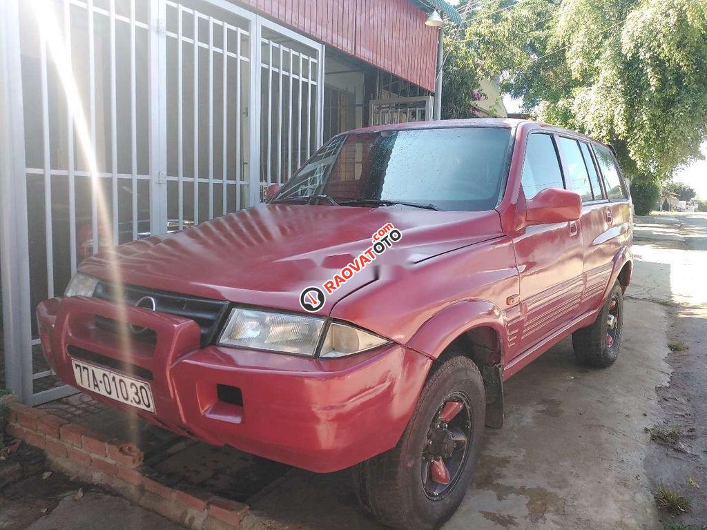 Cần bán lại xe Ssangyong Musso năm sản xuất 1998, màu đỏ-1