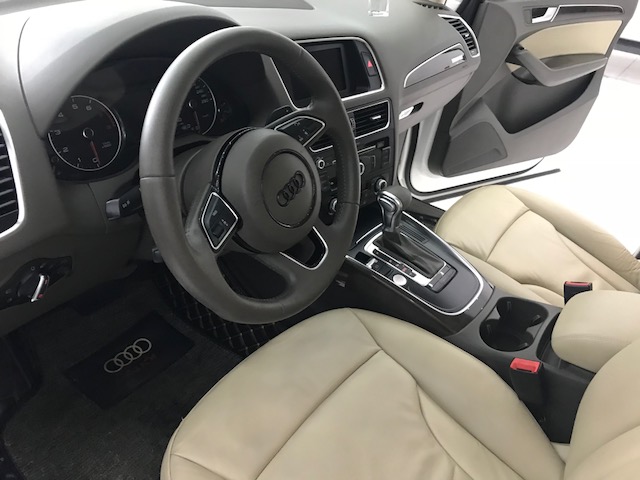Bán xe Audi Q5 đời 2014, màu trắng, nhập khẩu, giá tốt-9