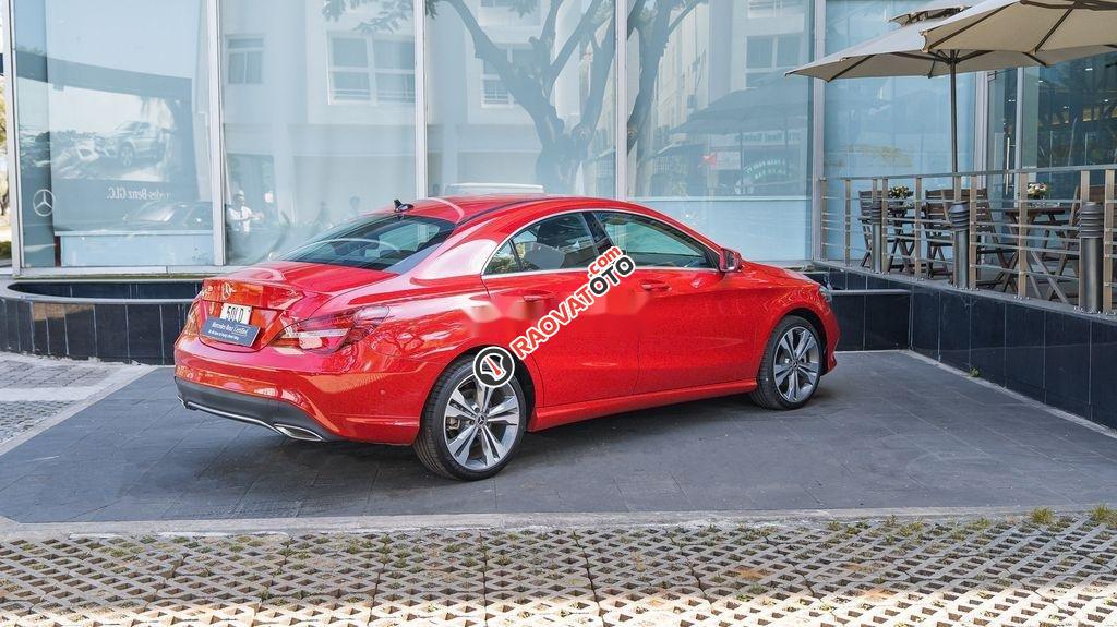 Cần bán xe Mercedes CLA200 sản xuất 2018, màu đỏ, nhập khẩu-2
