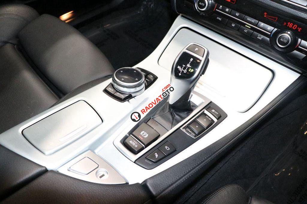 Bán ô tô BMW 520i 2015, màu trắng, nhập khẩu, 900 triệu-1