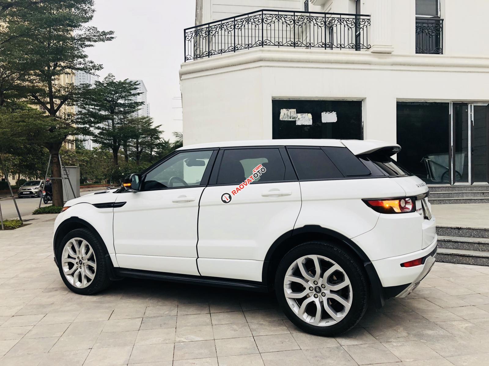 Cần bán LandRover Evoque Dynamic năm 2012, màu trắng, xe chính chủ-4