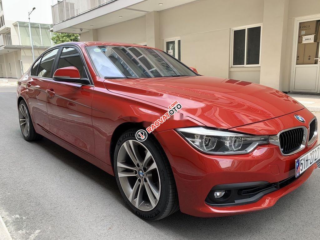 Cần bán xe BMW 3 Series 320i sản xuất 2015, màu đỏ, giá 980tr-3