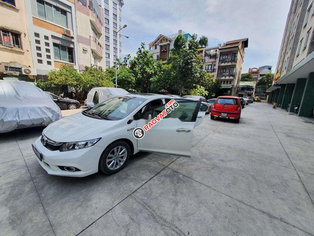 Cần bán lại xe Honda Civic 2.0AT đời 2014, màu trắng, nhập khẩu nguyên chiếc chính chủ, giá 510tr-3