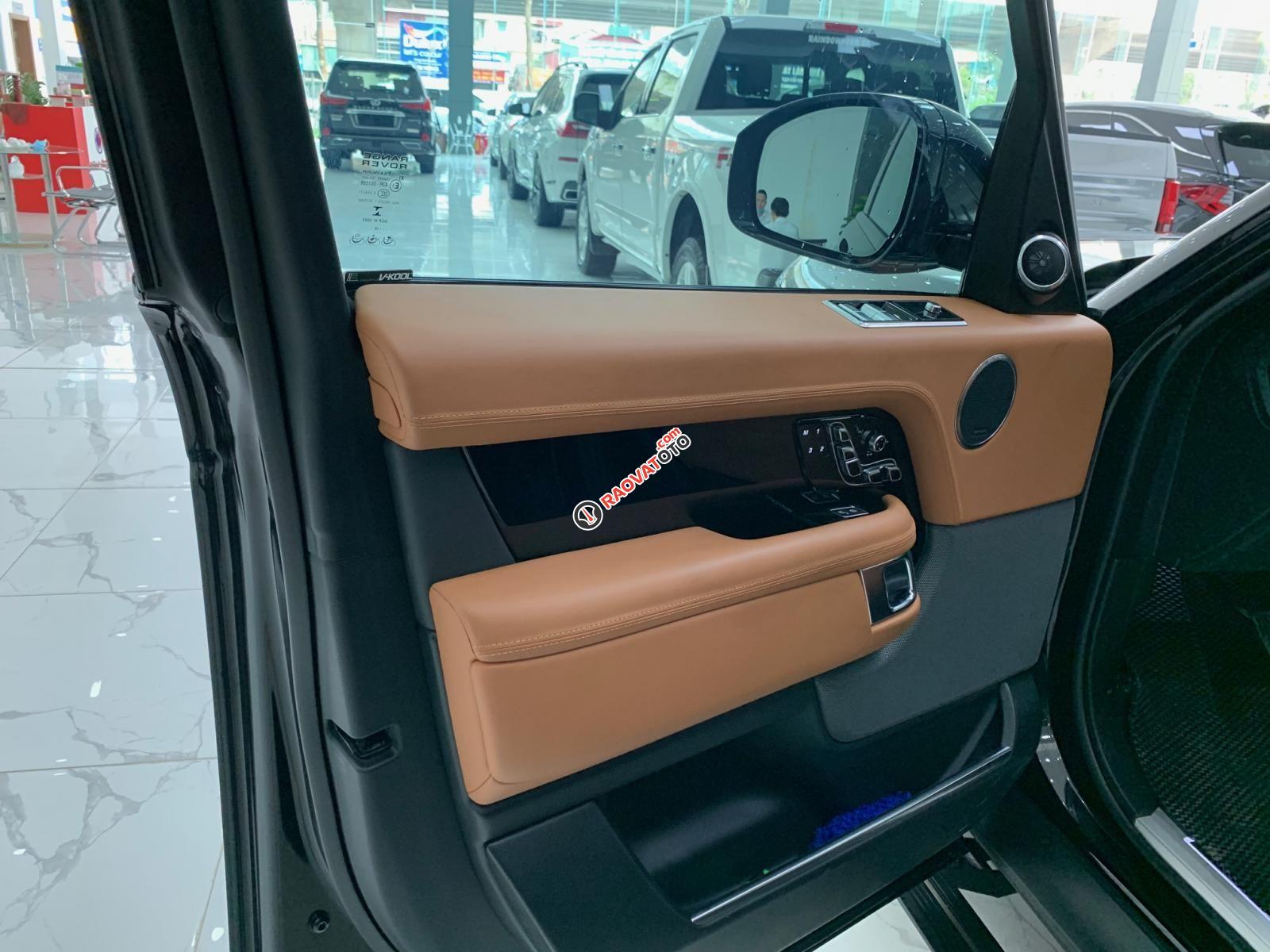 Siêu khuyến mãi giá thấp với chiếc LandRover Range Rover Autobiography LWB P400E, sản xuất 2019-4