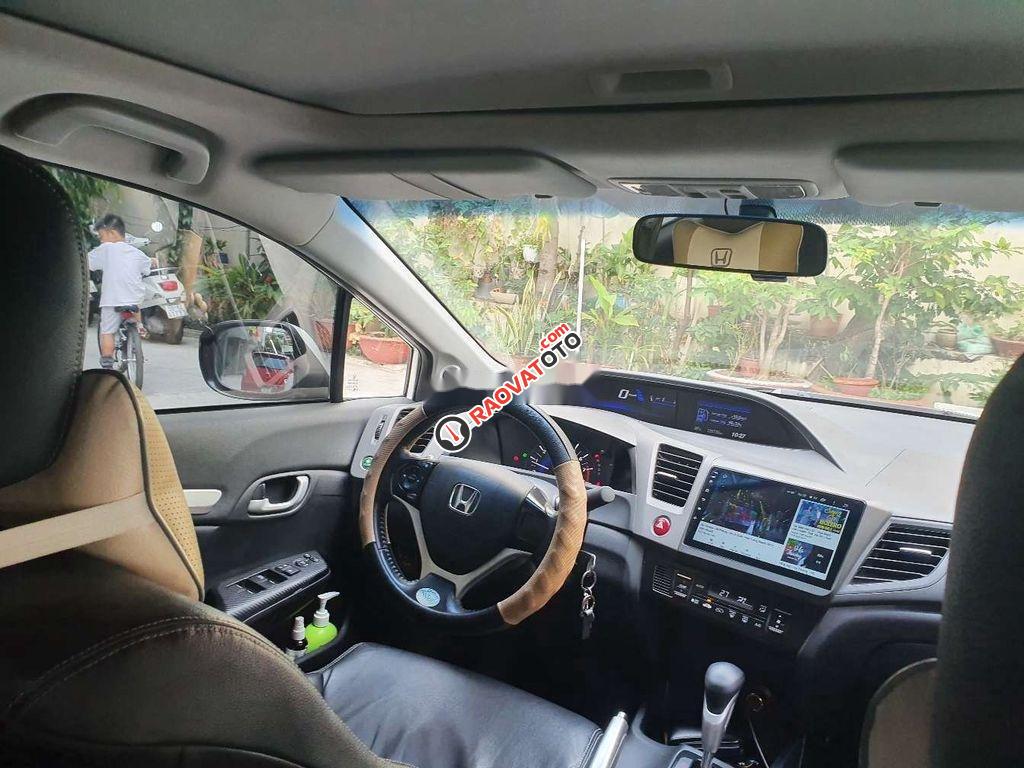 Cần bán lại xe Honda Civic 2.0AT đời 2014, màu trắng, nhập khẩu nguyên chiếc chính chủ, giá 510tr-5