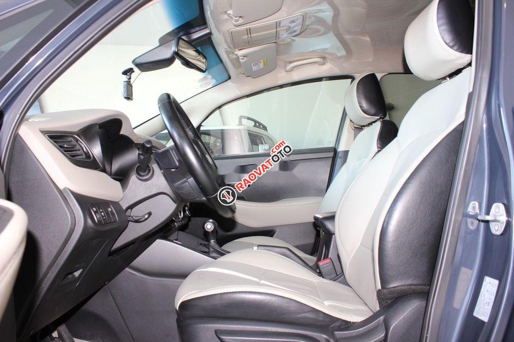 Bán Kia Rondo 2.0 GAT năm sản xuất 2016, 500tr-5