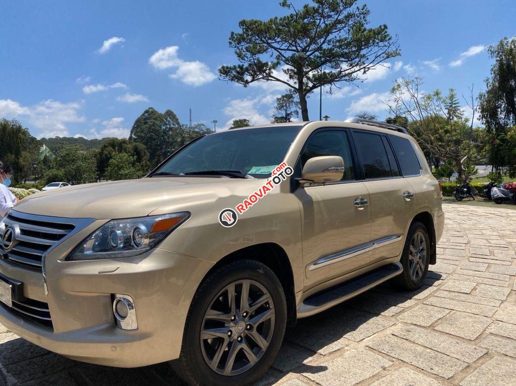 Bán xe Lexus LX 570 sản xuất năm 2008, màu vàng, xe nhập như mới-2