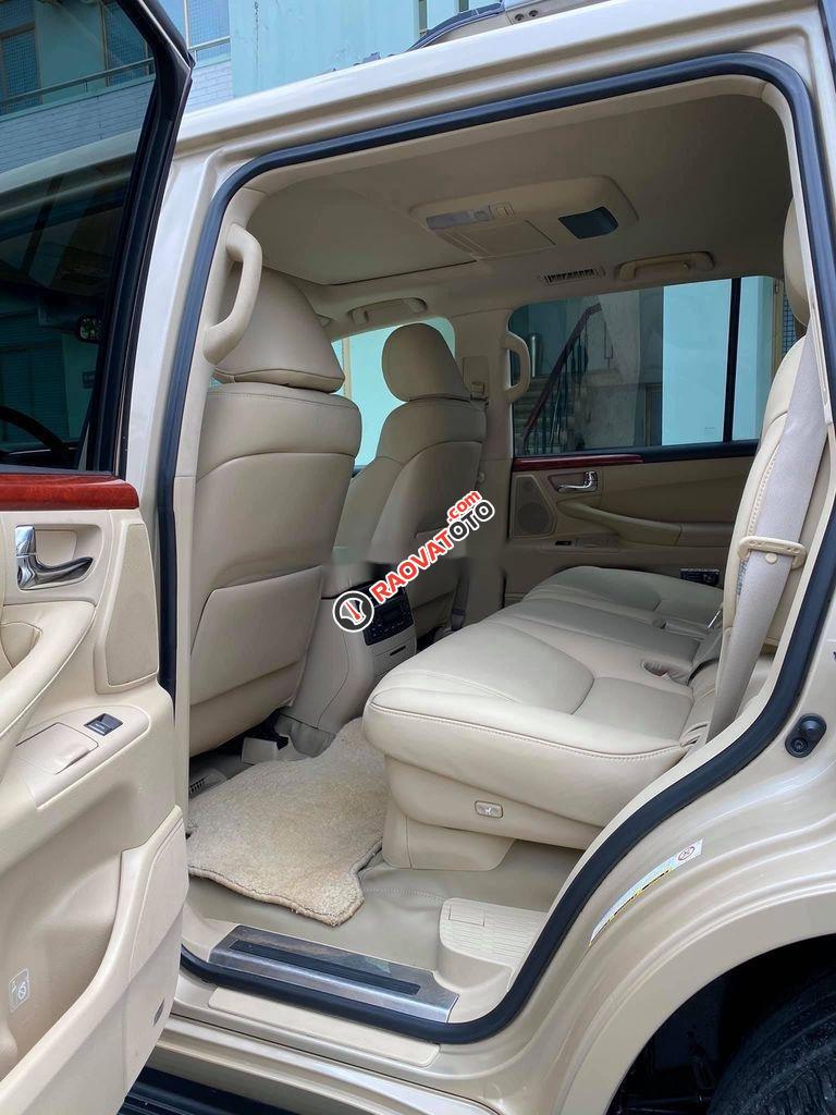 Bán xe Lexus LX 570 sản xuất năm 2008, màu vàng, xe nhập như mới-0