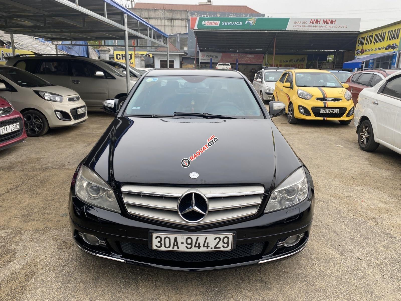 Cần bán gấp Mercedes-Benz C230 sản xuất 2009, màu đen, xe nhập, giá thấp-11