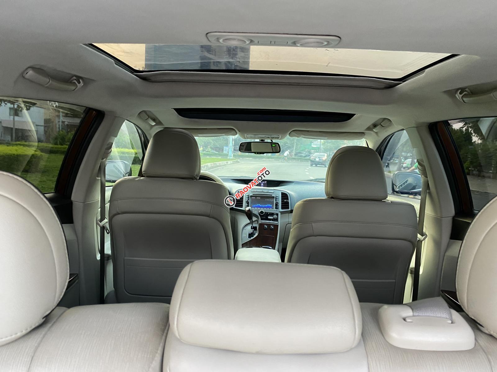 Cần bán Toyota Venza 2.7 năm 2010, màu nâu, nhập khẩu-3