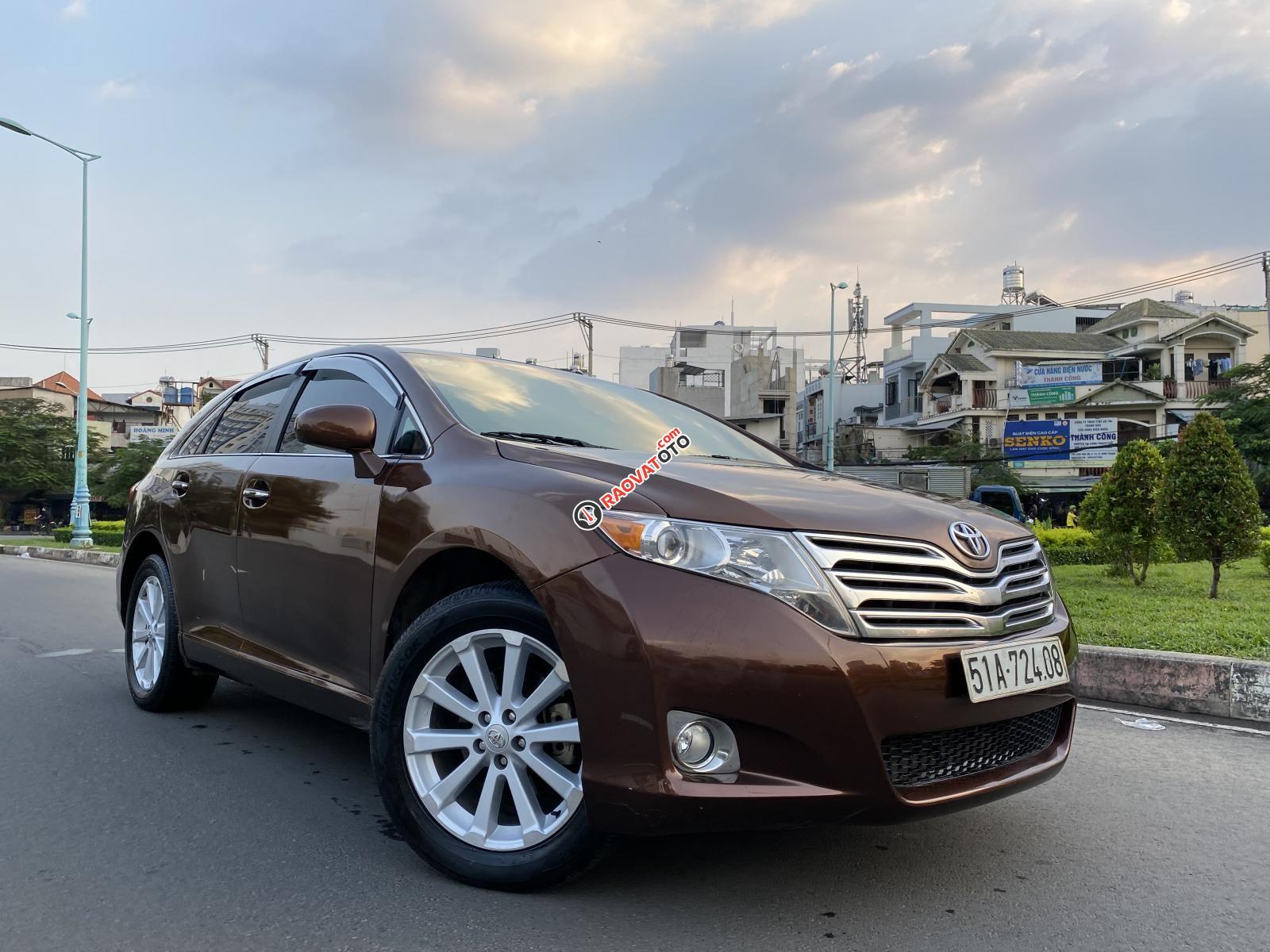 Cần bán Toyota Venza 2.7 năm 2010, màu nâu, nhập khẩu-0