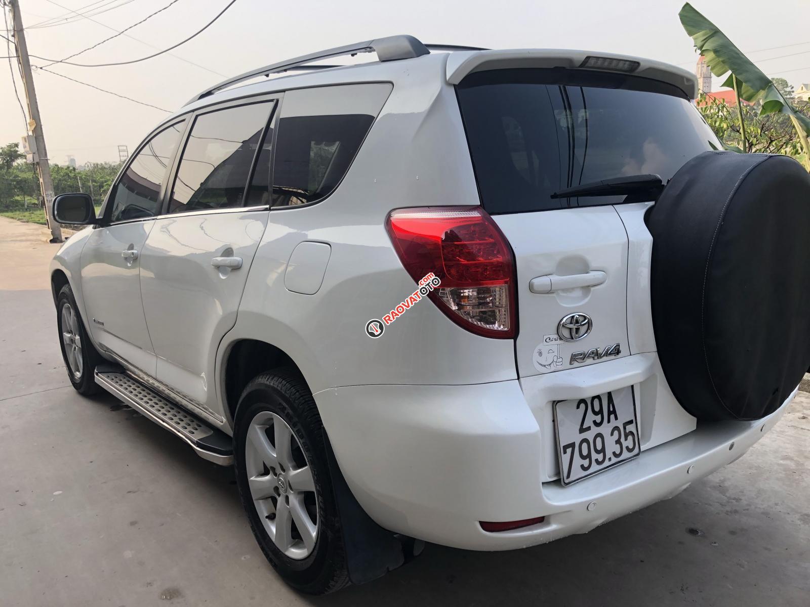 Cần bán Toyota RAV4 Limited 2007, màu trắng, nhập khẩu nguyên chiếc-7