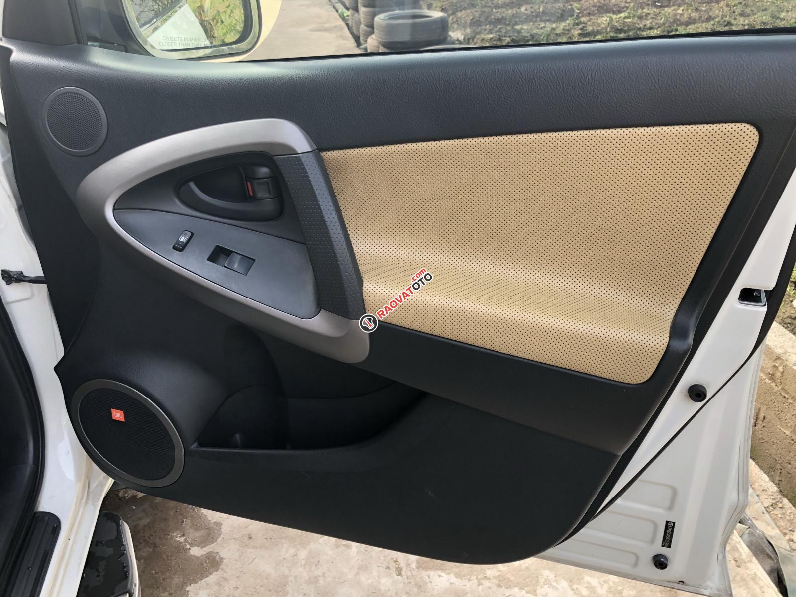 Cần bán Toyota RAV4 Limited 2007, màu trắng, nhập khẩu nguyên chiếc-1