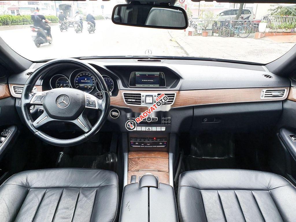 Cần bán lại xe Mercedes E class đời 2014, màu đen-5
