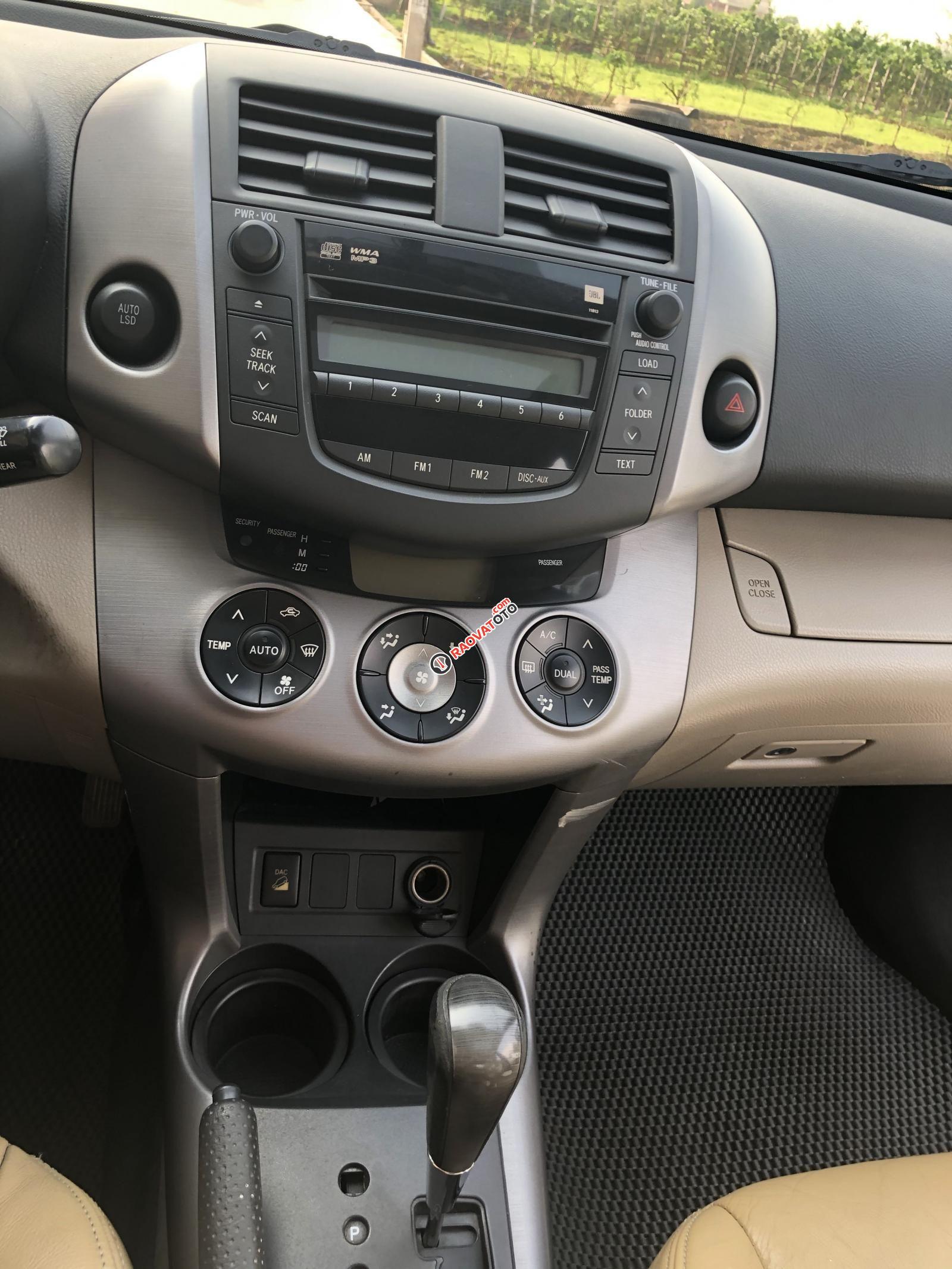 Cần bán Toyota RAV4 Limited 2007, màu trắng, nhập khẩu nguyên chiếc-6