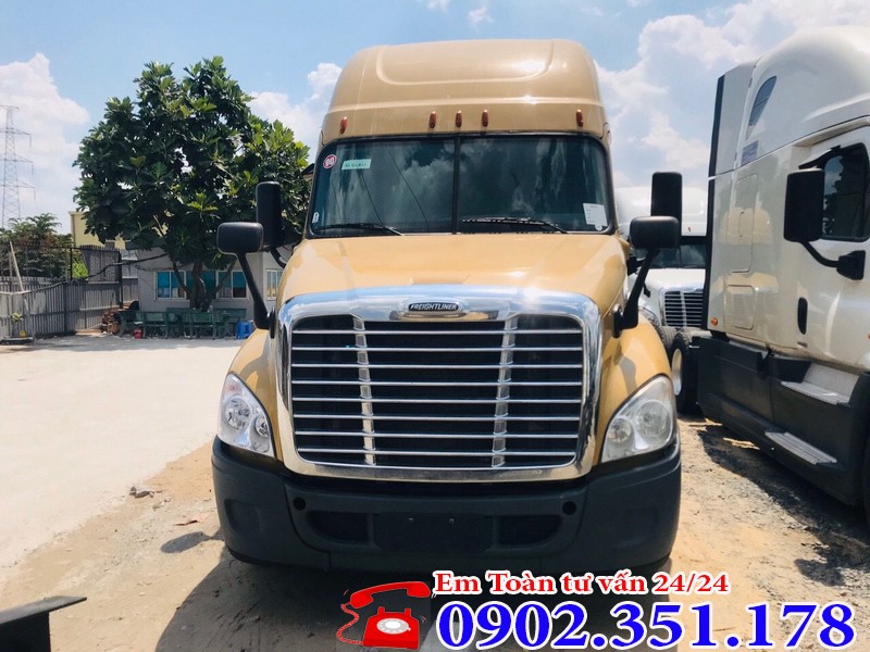 Cần mua xe đầu kéo Freightliner cascadia ở Đồng Nai-2