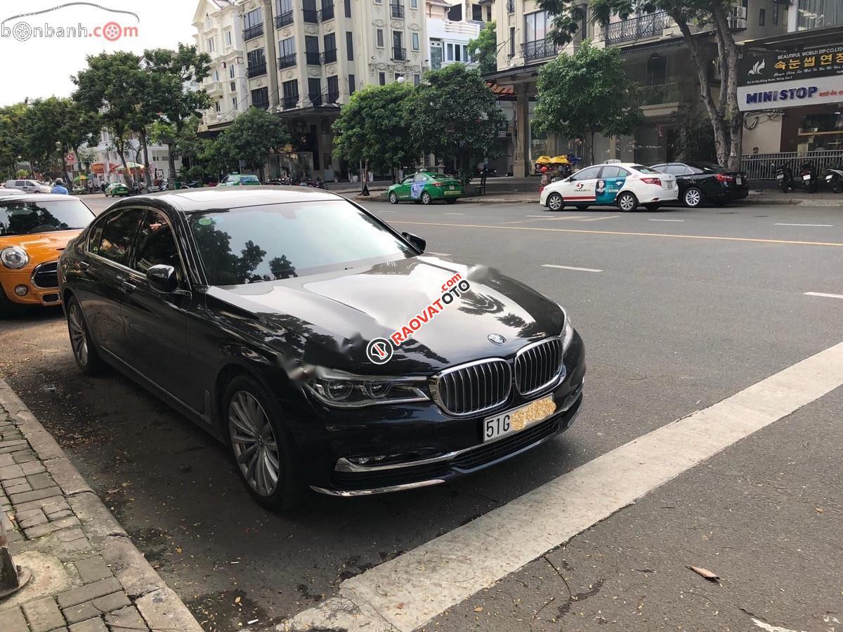 Bán BMW 740li 2016, màu đen, xe nhập-9