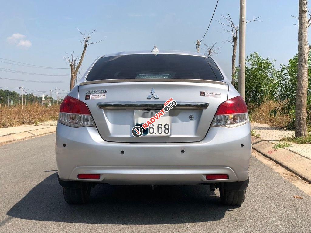 Bán Mitsubishi Attrage CVT đời 2017 xe gia đình, giá 350tr-3