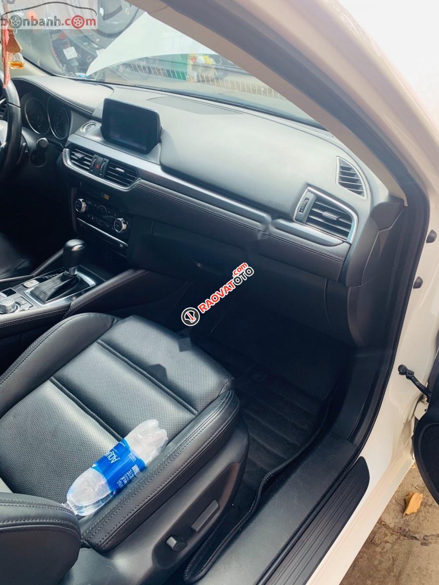 Bán xe cũ Mazda 6 2.0L Premium 2017, màu trắng-1