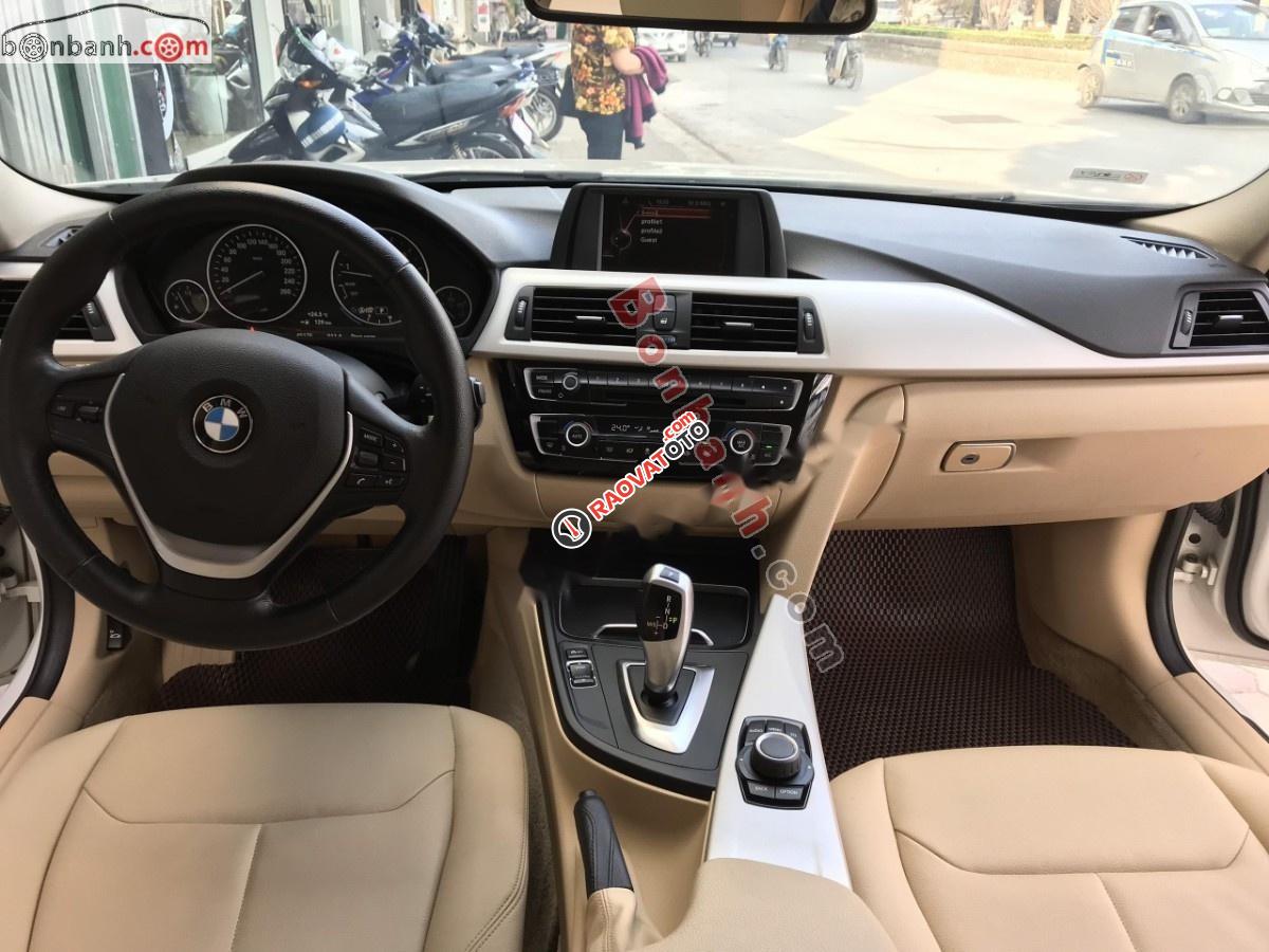 Cần bán gấp BMW 3 Series 320i 2.0L Twin-turbo đời 2015, màu trắng, xe nhập số tự động-5
