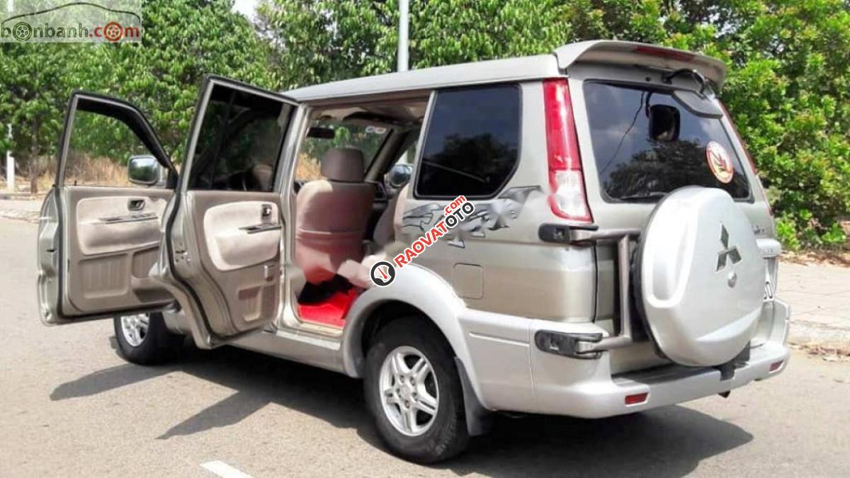 Cần bán gấp Mitsubishi Jolie SS năm sản xuất 2005, màu vàng như mới, giá 165tr-3